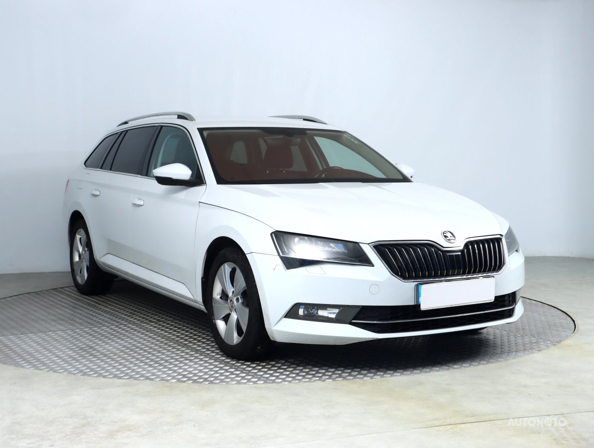 Škoda Superb, 2017 - celkový pohled