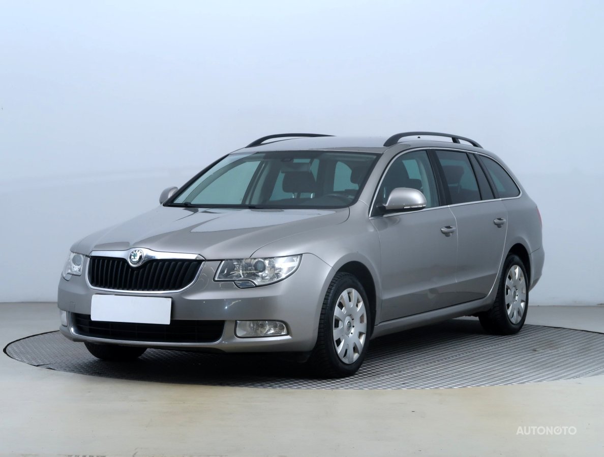 Škoda Superb, 2013 - pohled č. 3