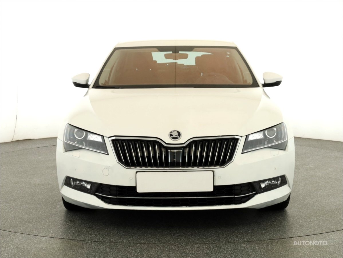 Škoda Superb, 2016 - pohled č. 2