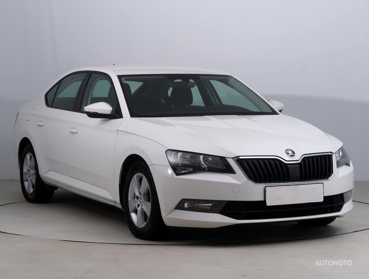 Škoda Superb, 2016 - celkový pohled