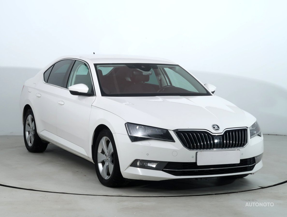 Škoda Superb, 2019 - celkový pohled