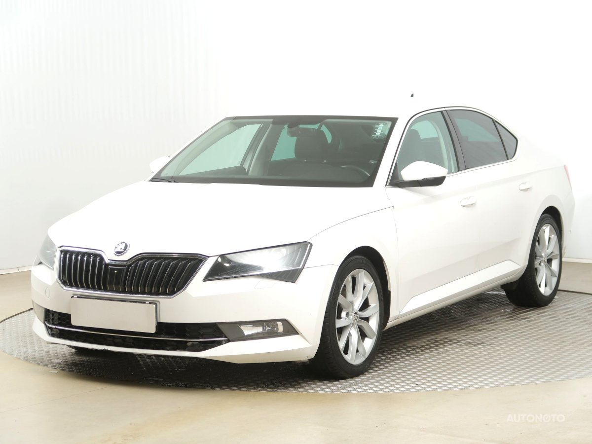 Škoda Superb, 2018 - pohled č. 3