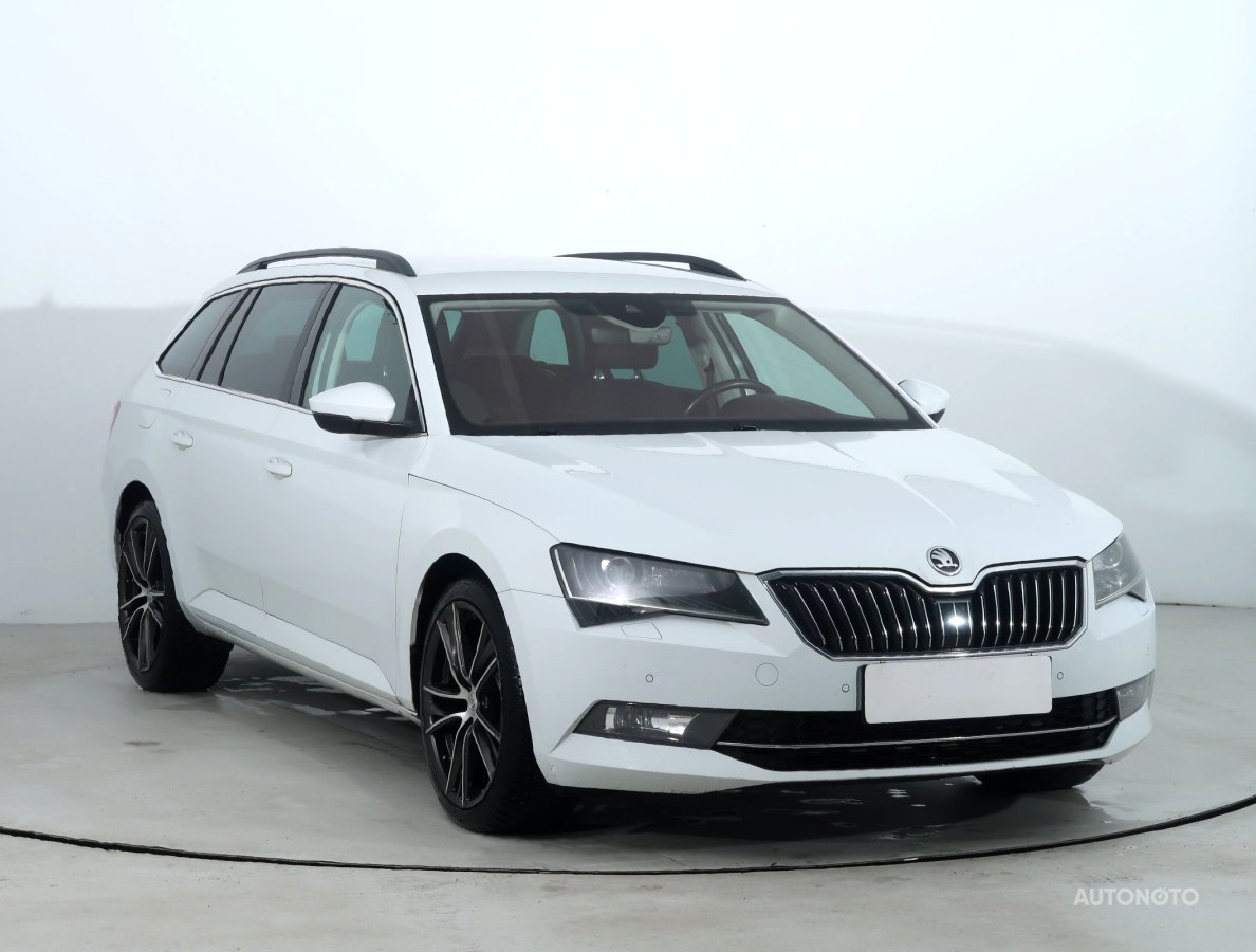 Škoda Superb, 2017 - celkový pohled