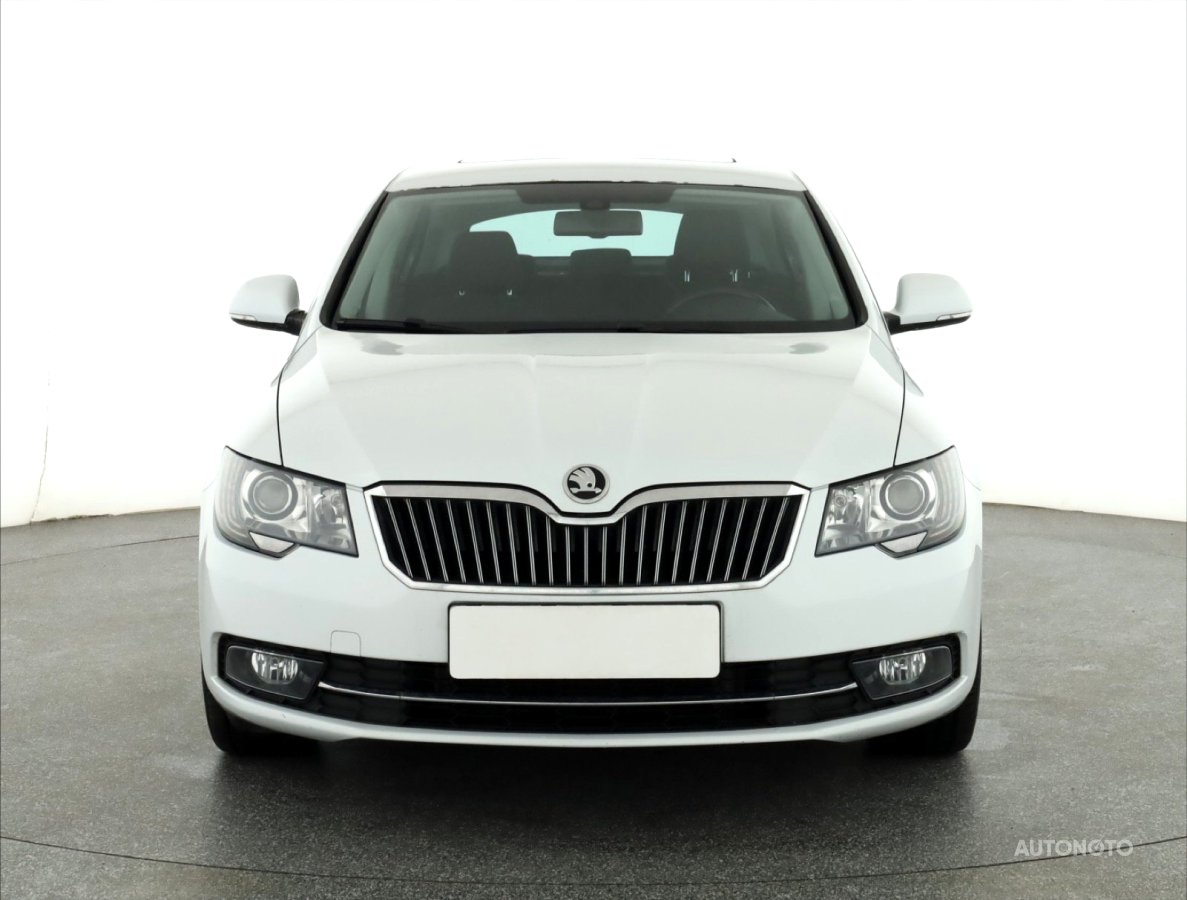 Škoda Superb, 2015 - pohled č. 2