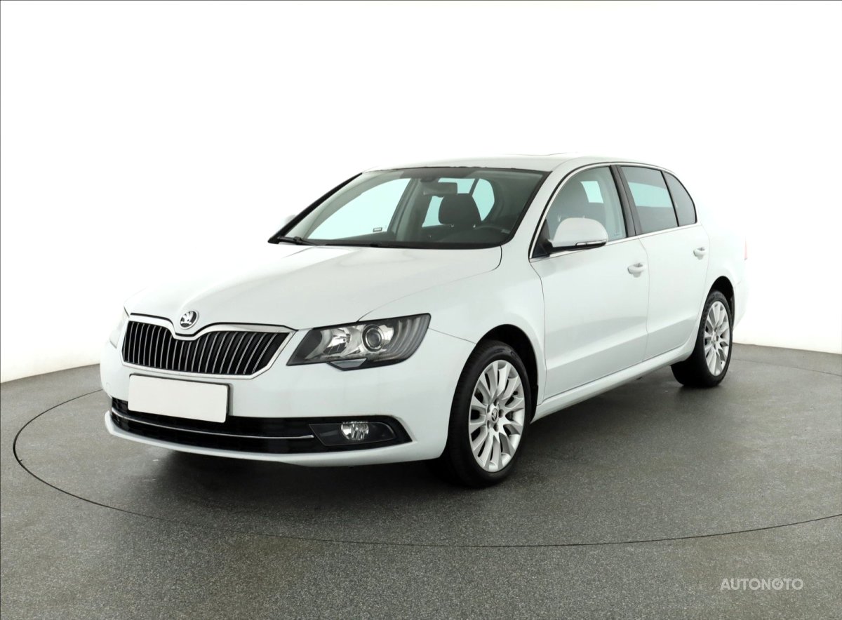 Škoda Superb, 2015 - pohled č. 3