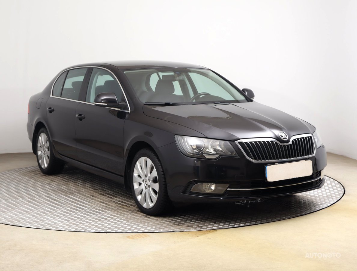 Škoda Superb, 2014 - celkový pohled