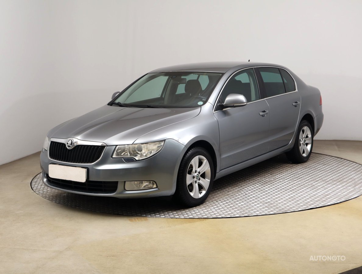 Škoda Superb, 2010 - pohled č. 3