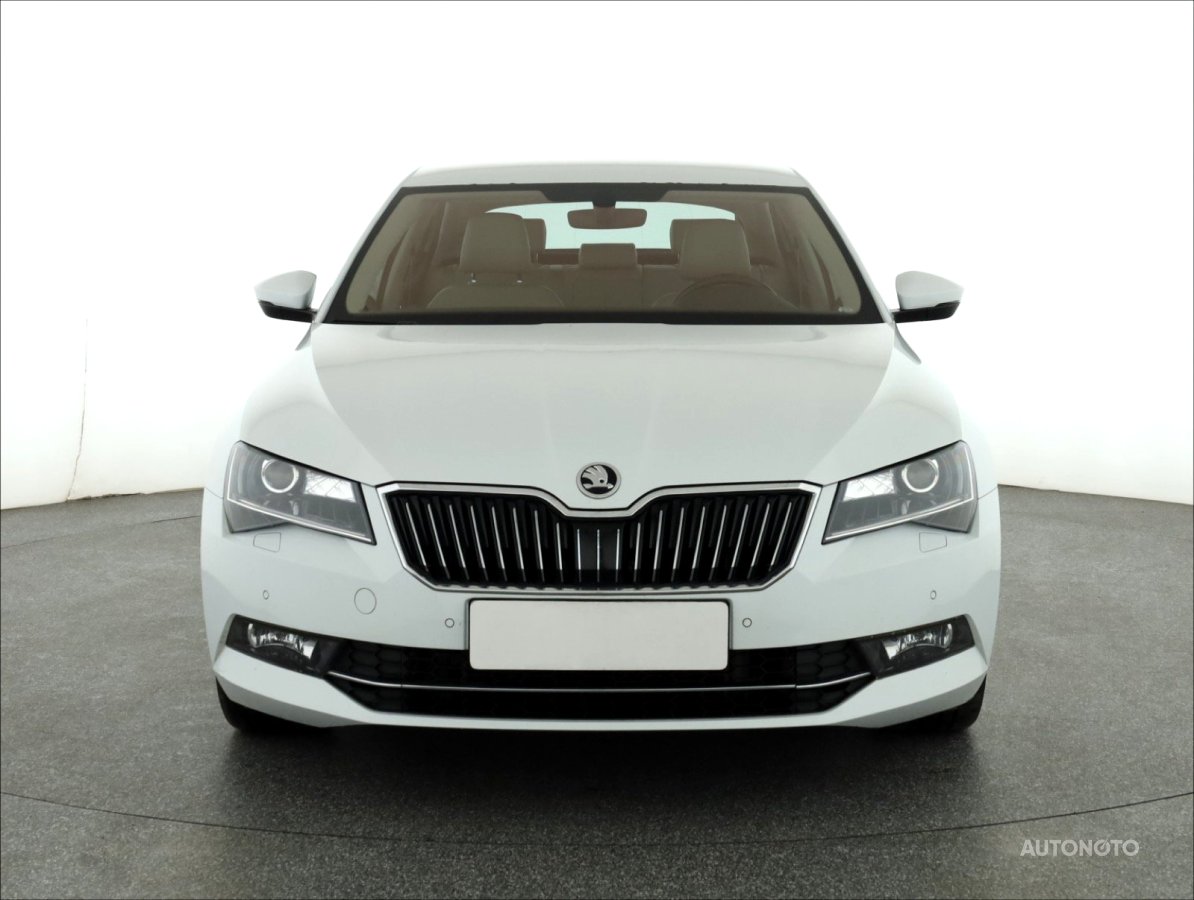 Škoda Superb, 2016 - pohled č. 2