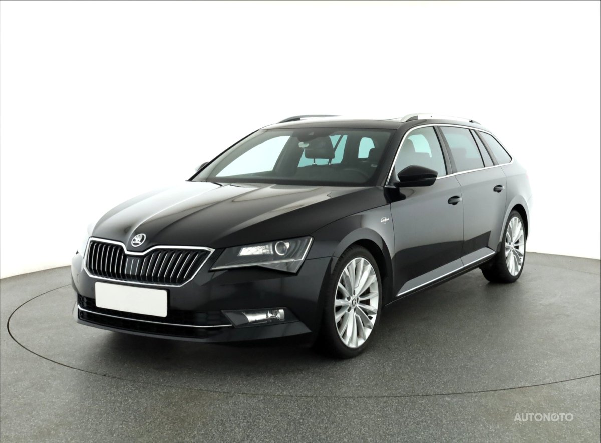 Škoda Superb, 2018 - pohled č. 3