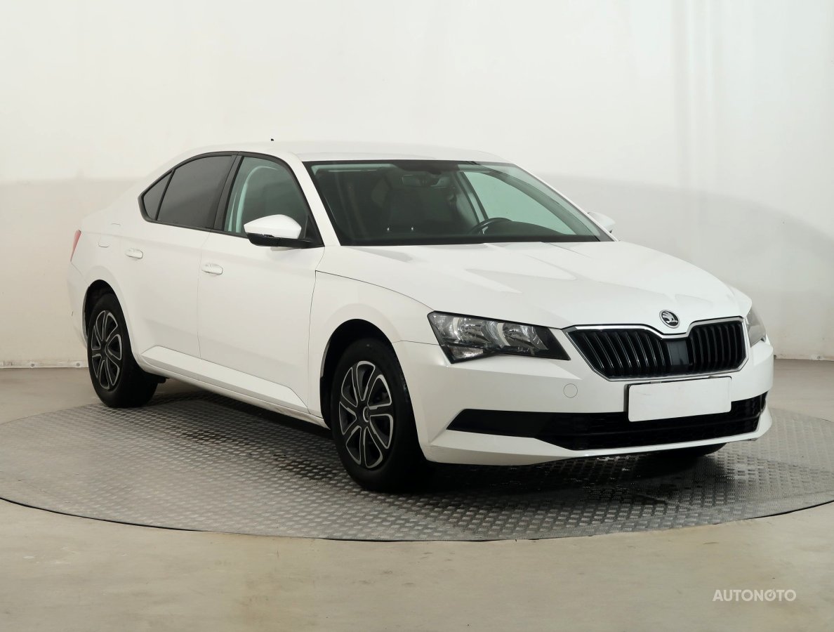 Škoda Superb, 2017 - celkový pohled