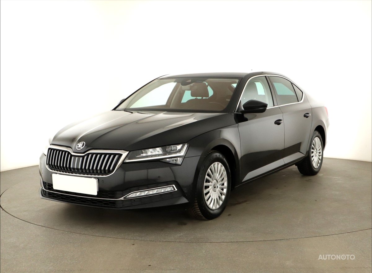 Škoda Superb, 2019 - pohled č. 3