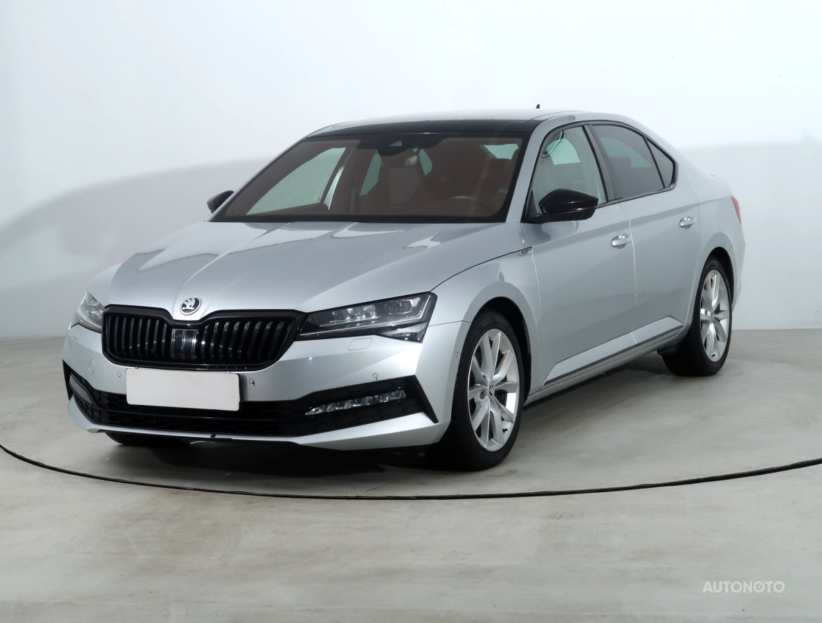 Škoda Superb, 2021 - pohled č. 3