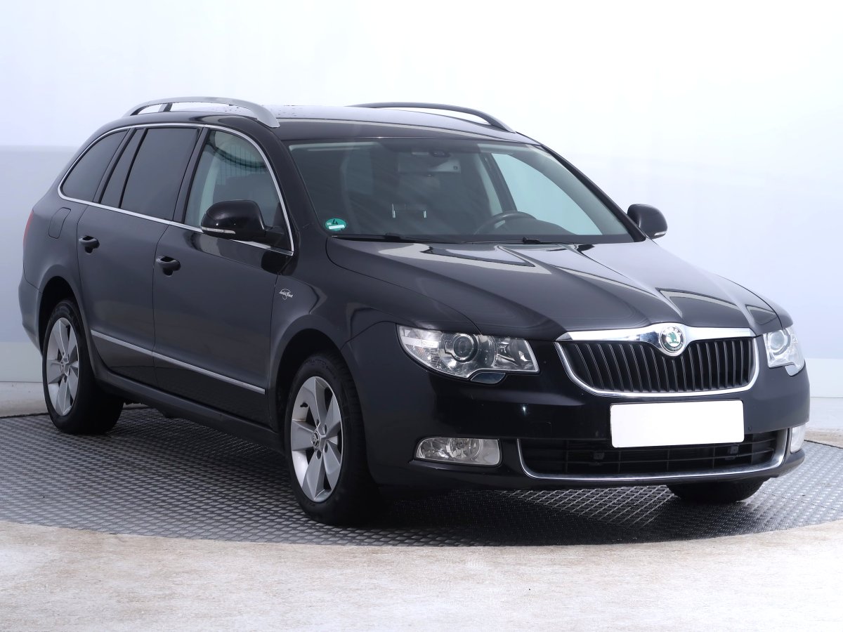 Škoda Superb, 2013 - celkový pohled