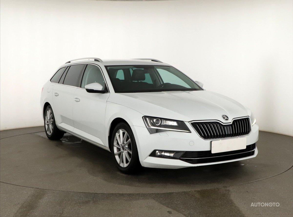 Škoda Superb, 2017 - celkový pohled
