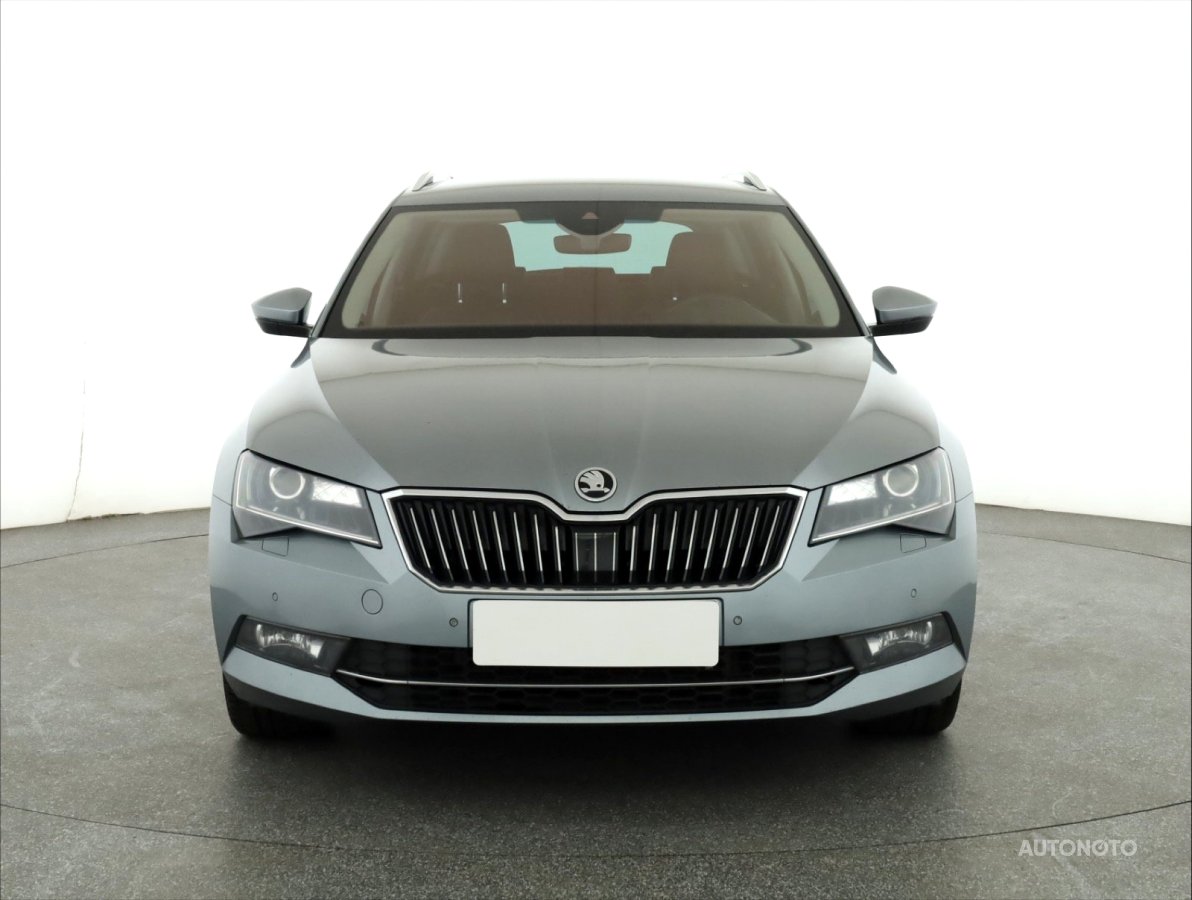 Škoda Superb, 2019 - pohled č. 2