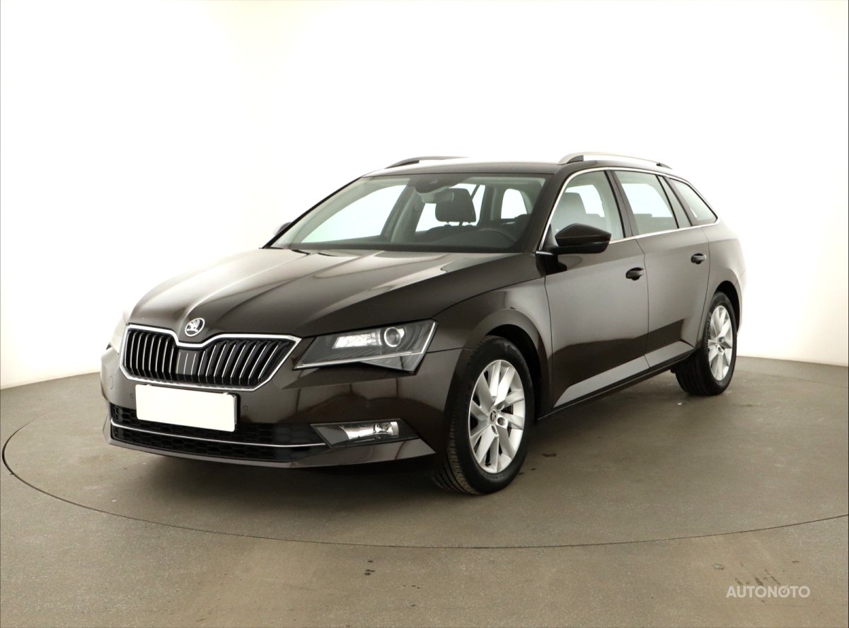 Škoda Superb, 2016 - pohled č. 3