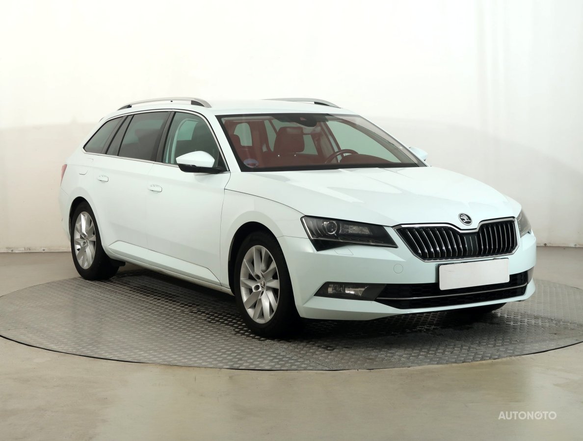 Škoda Superb, 2017 - celkový pohled