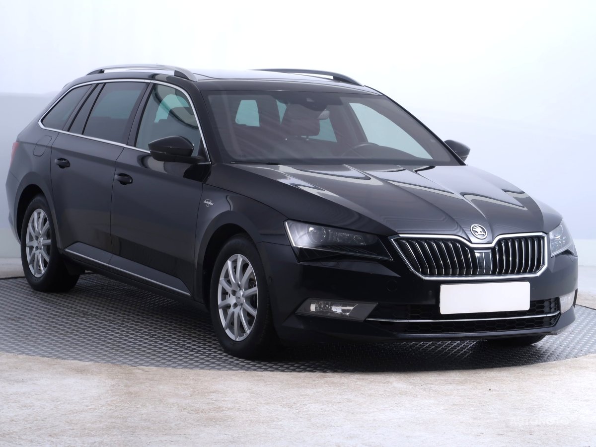 Škoda Superb, 2018 - celkový pohled