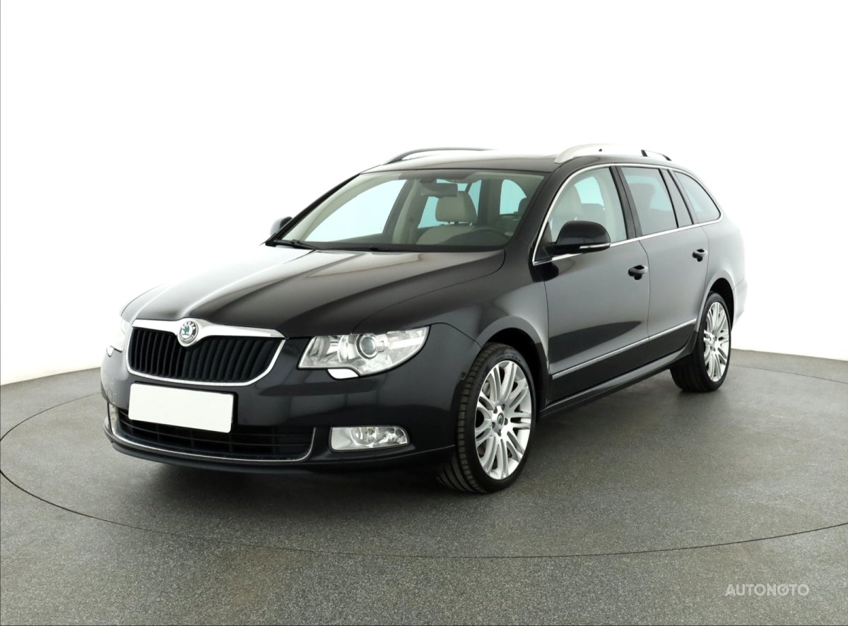 Škoda Superb, 2013 - pohled č. 3