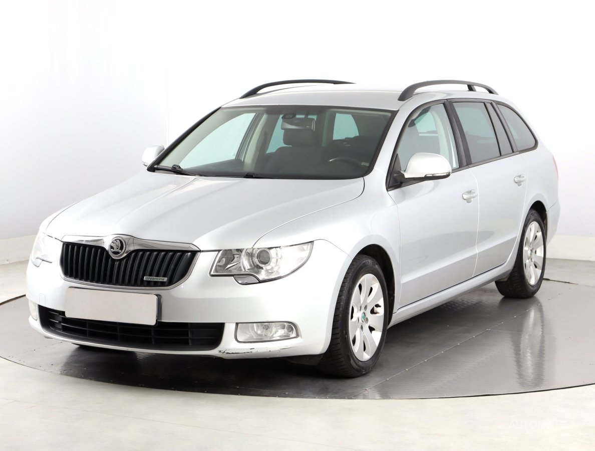 Škoda Superb, 2012 - pohled č. 3