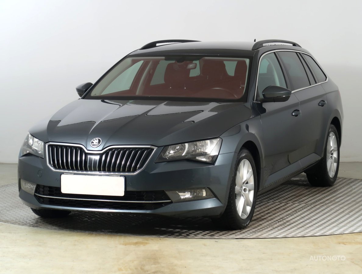 Škoda Superb, 2017 - pohled č. 3