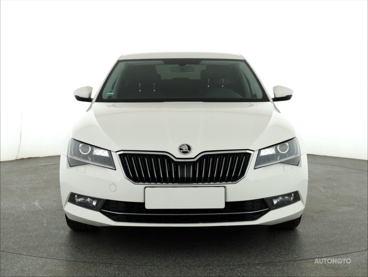 Škoda Superb, 2017 - pohled č. 2