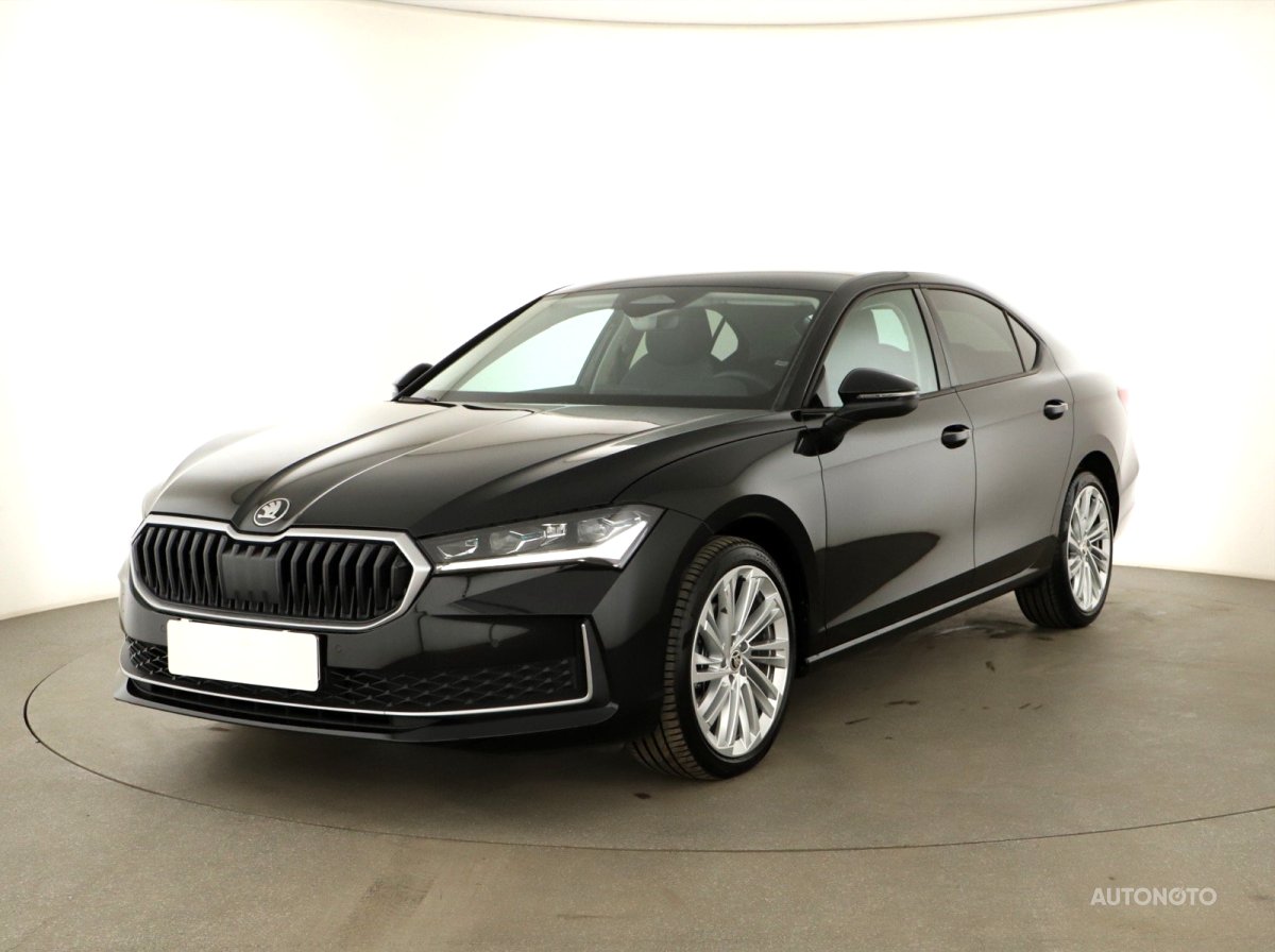 Škoda Superb, 2024 - pohled č. 3