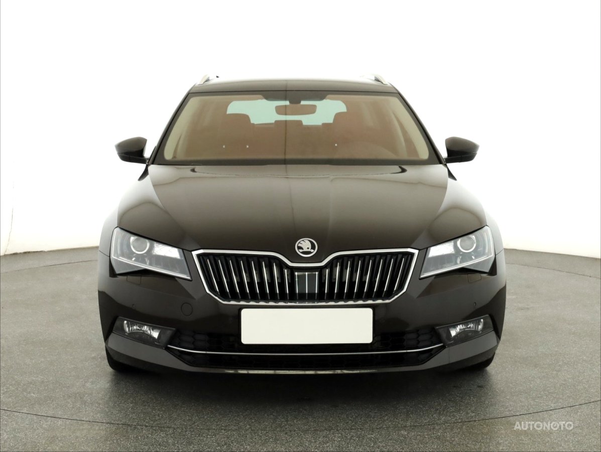 Škoda Superb, 2017 - pohled č. 2