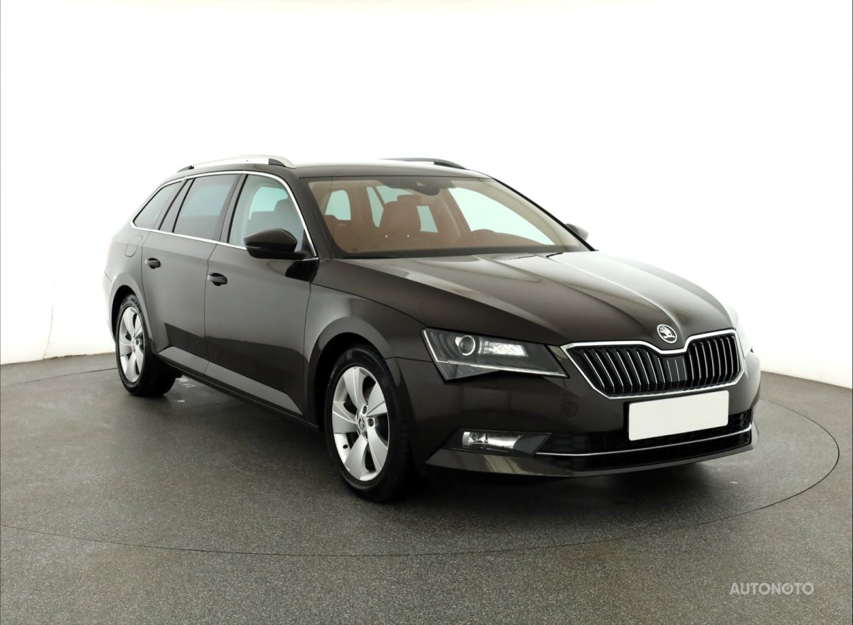 Škoda Superb, 2015 - celkový pohled