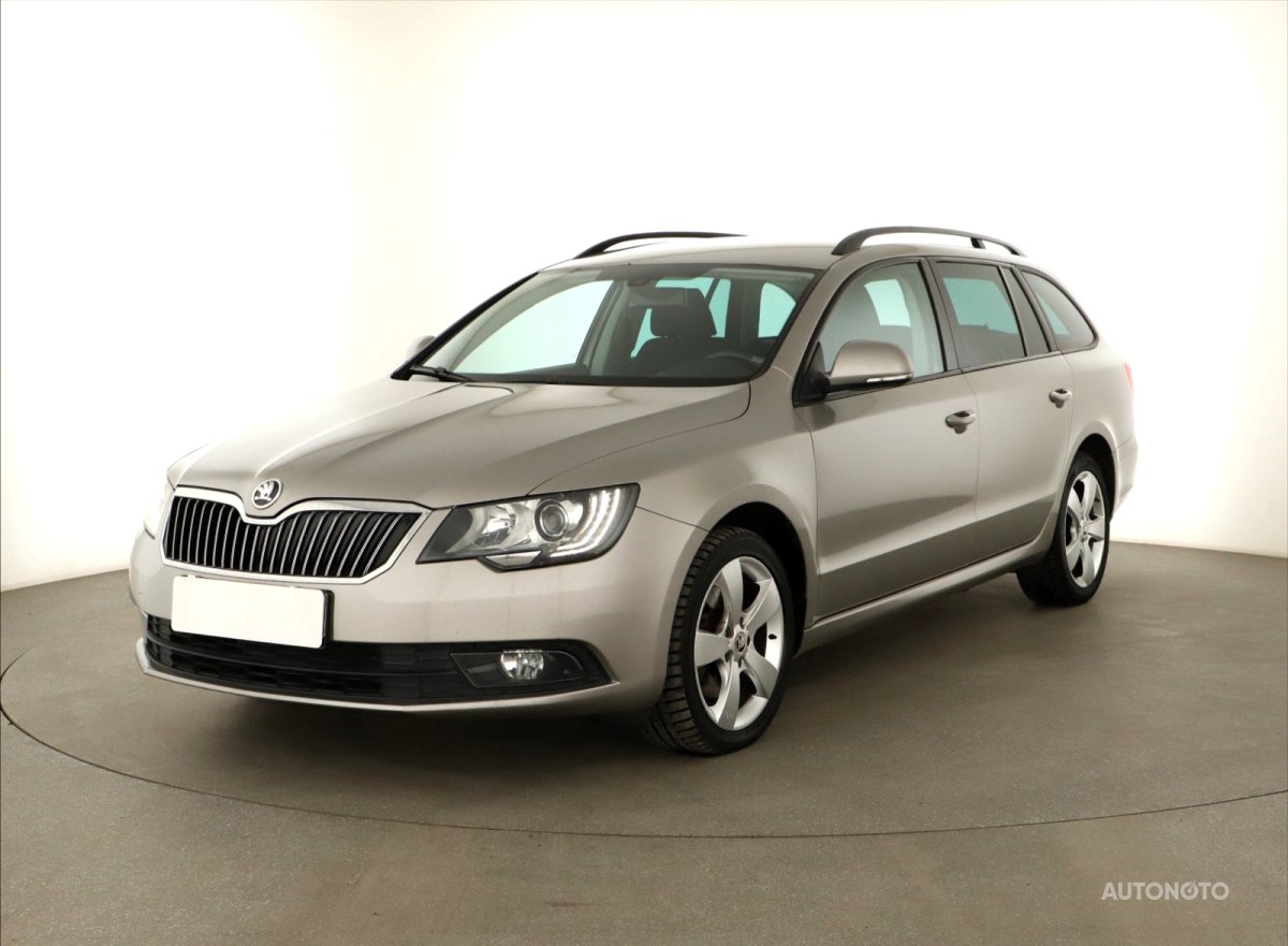 Škoda Superb, 2015 - pohled č. 3