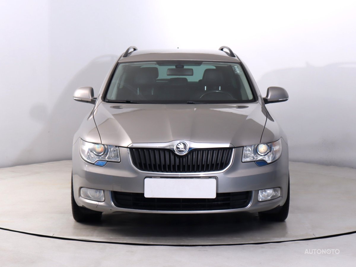 Škoda Superb, 2011 - pohled č. 2