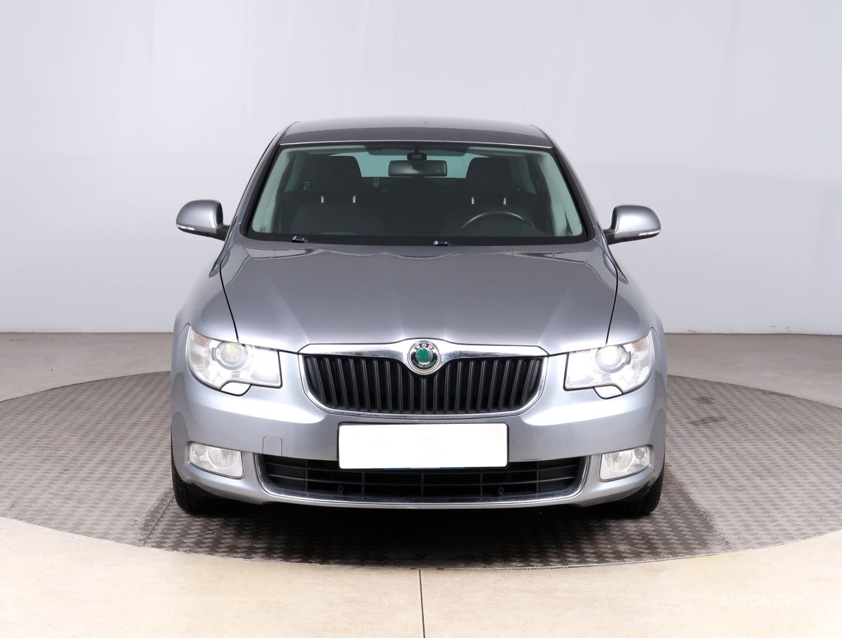 Škoda Superb, 2011 - pohled č. 2