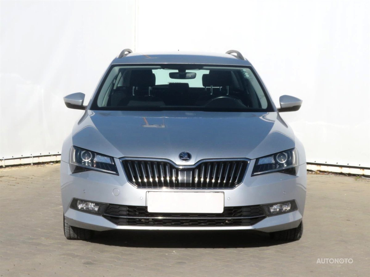 Škoda Superb, 2017 - pohled č. 2