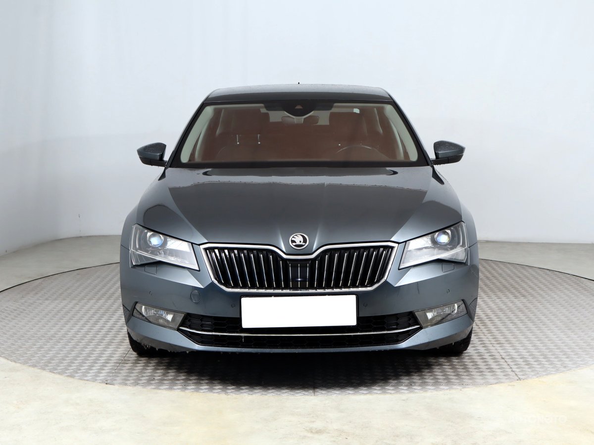 Škoda Superb, 2017 - pohled č. 2