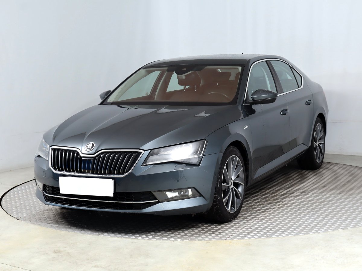 Škoda Superb, 2017 - pohled č. 3