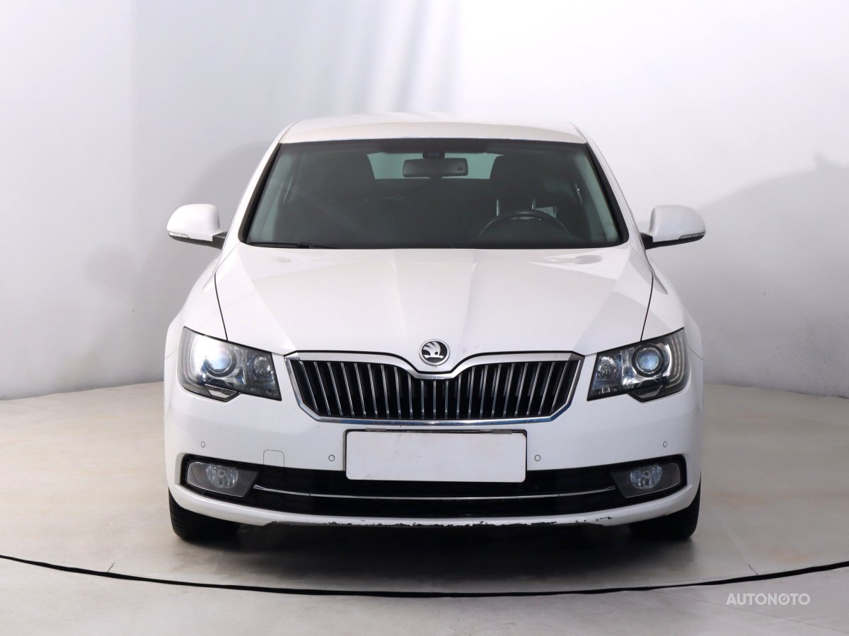 Škoda Superb, 2015 - pohled č. 2