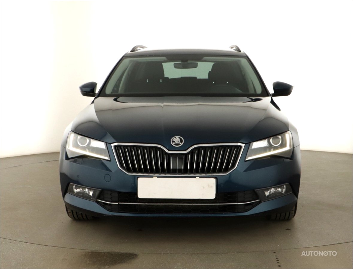 Škoda Superb, 2018 - pohled č. 2