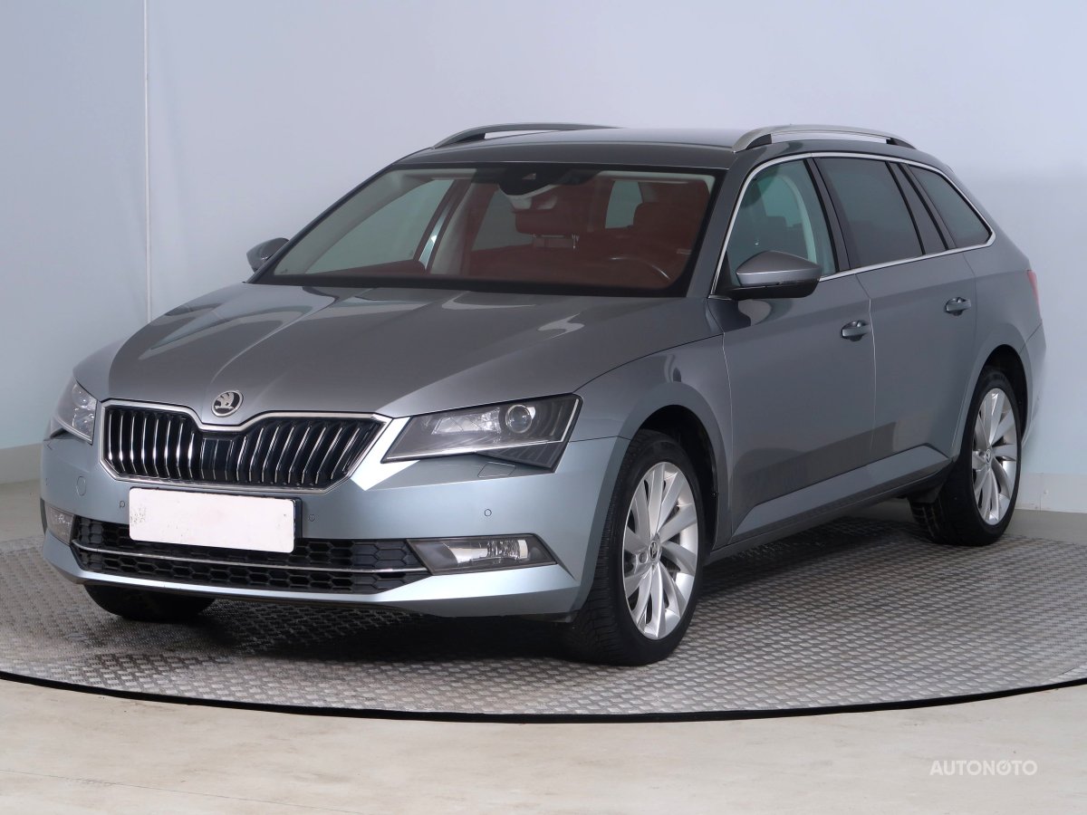 Škoda Superb, 2017 - pohled č. 3