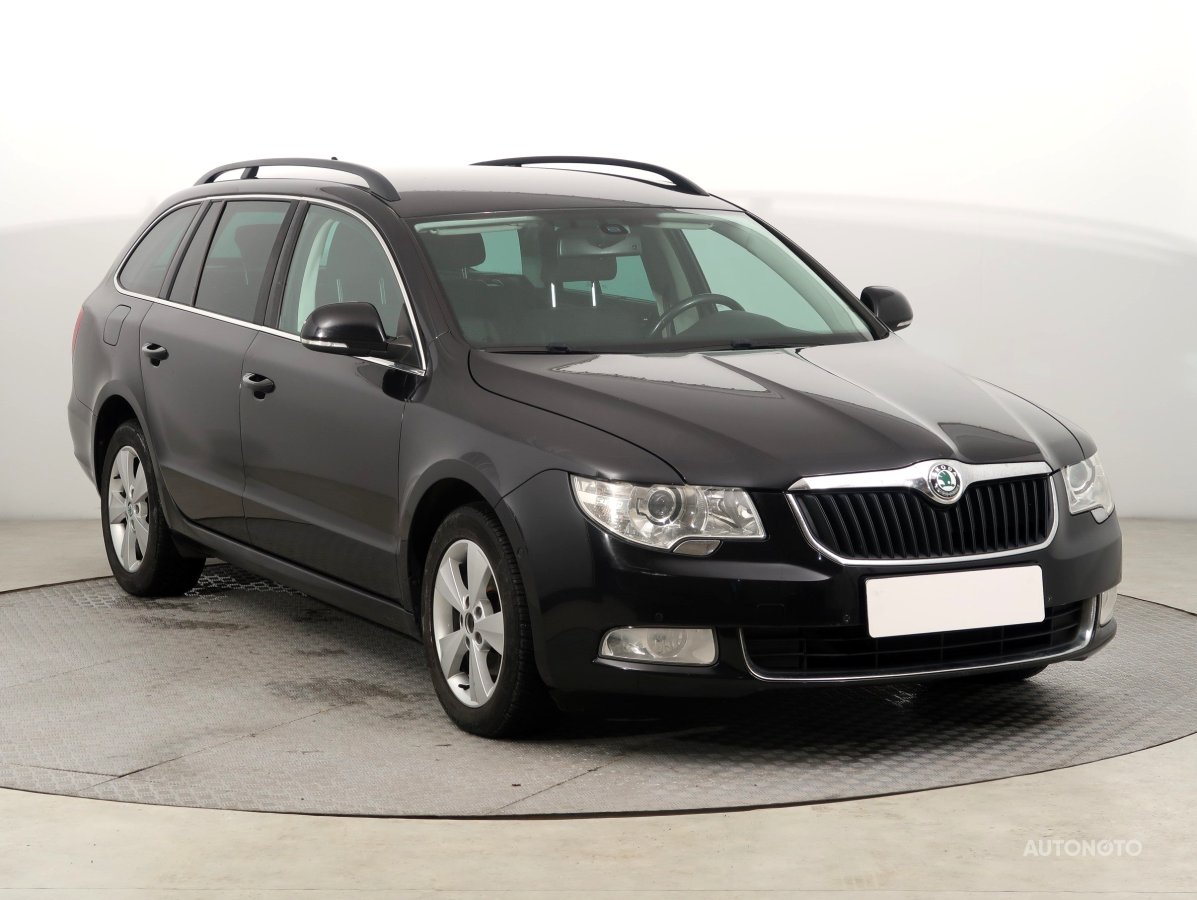 Škoda Superb, 2013 - celkový pohled
