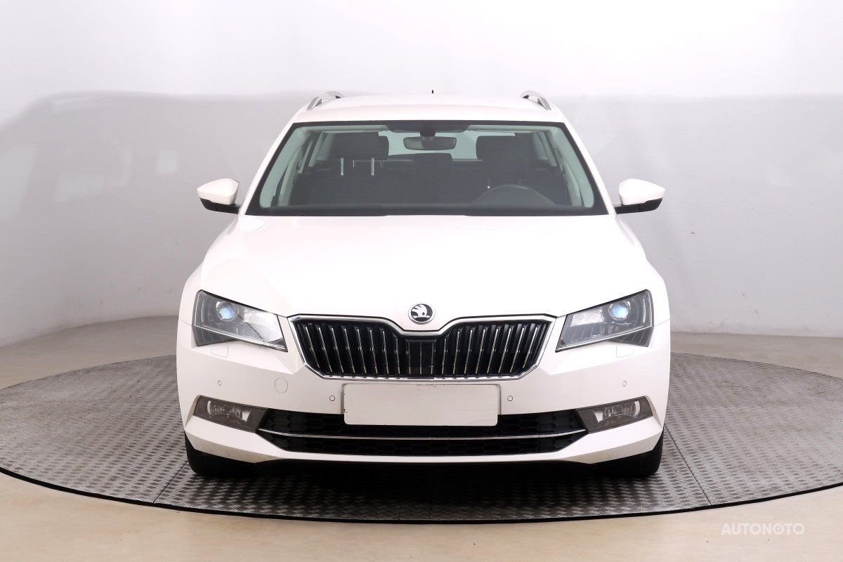 Škoda Superb, 2017 - pohled č. 2