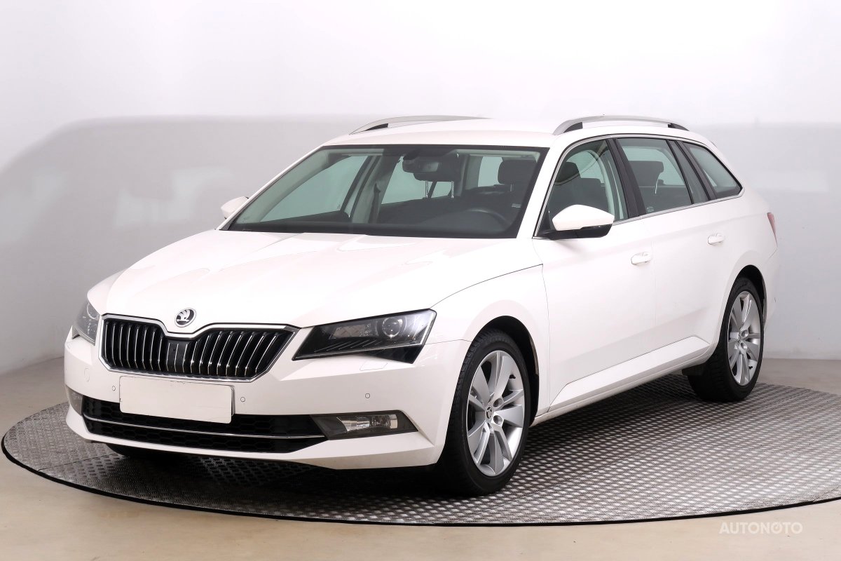 Škoda Superb, 2017 - pohled č. 3