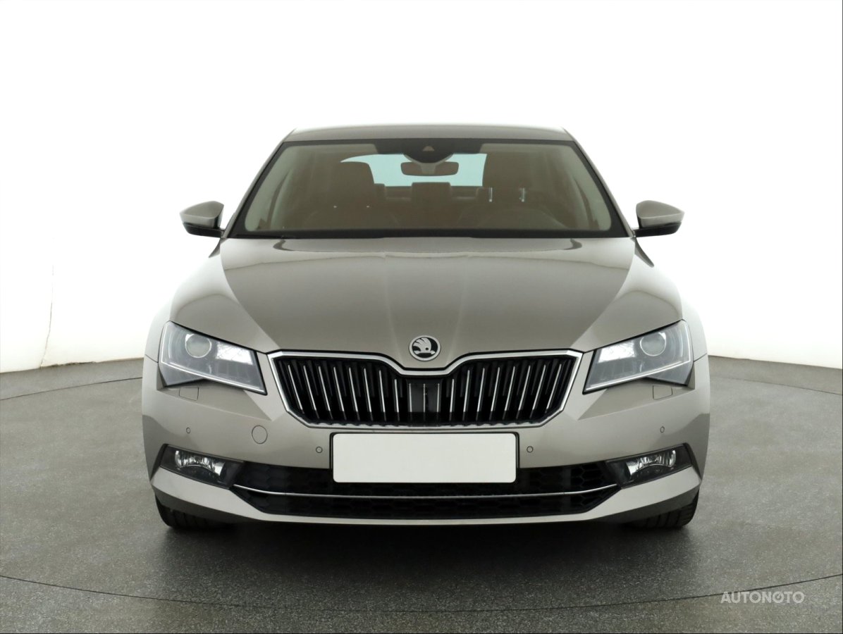 Škoda Superb, 2015 - pohled č. 2