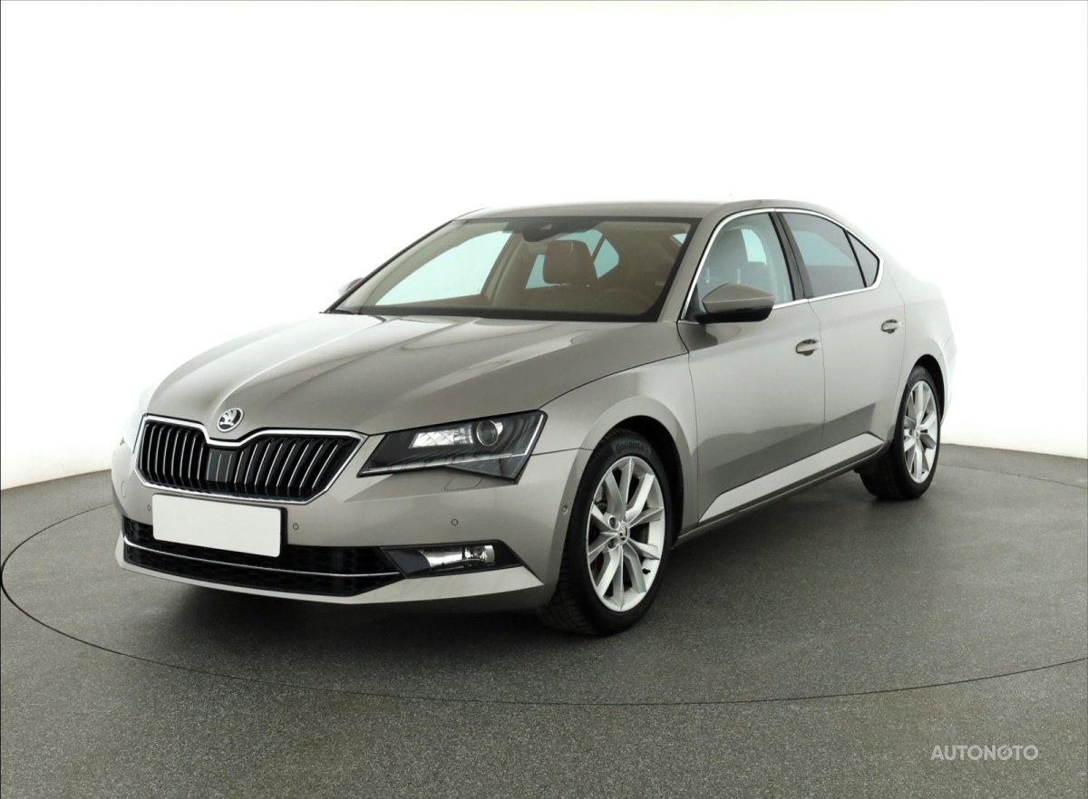 Škoda Superb, 2015 - pohled č. 3