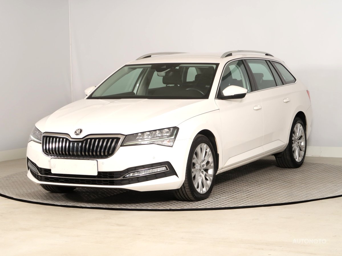 Škoda Superb, 2019 - pohled č. 3
