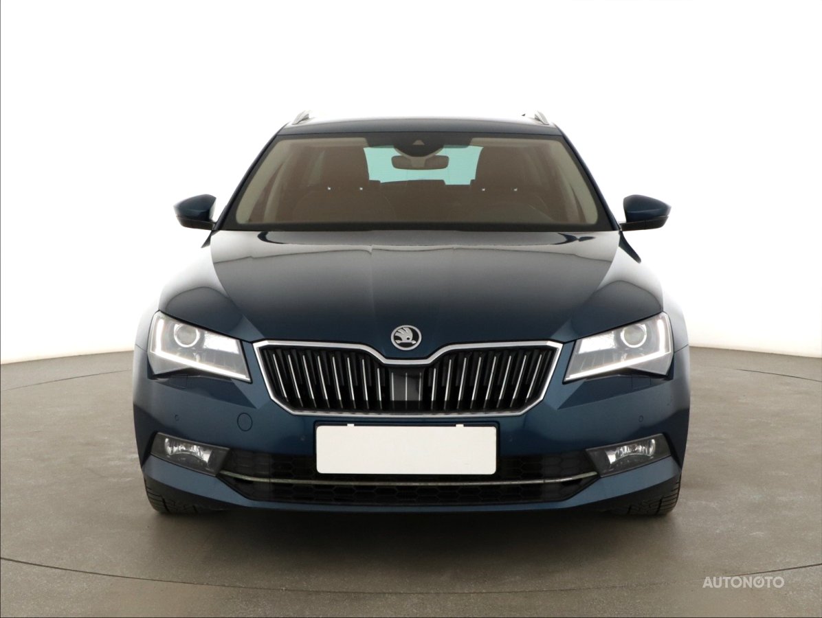 Škoda Superb, 2019 - pohled č. 2
