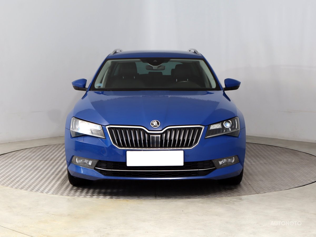 Škoda Superb, 2018 - pohled č. 2