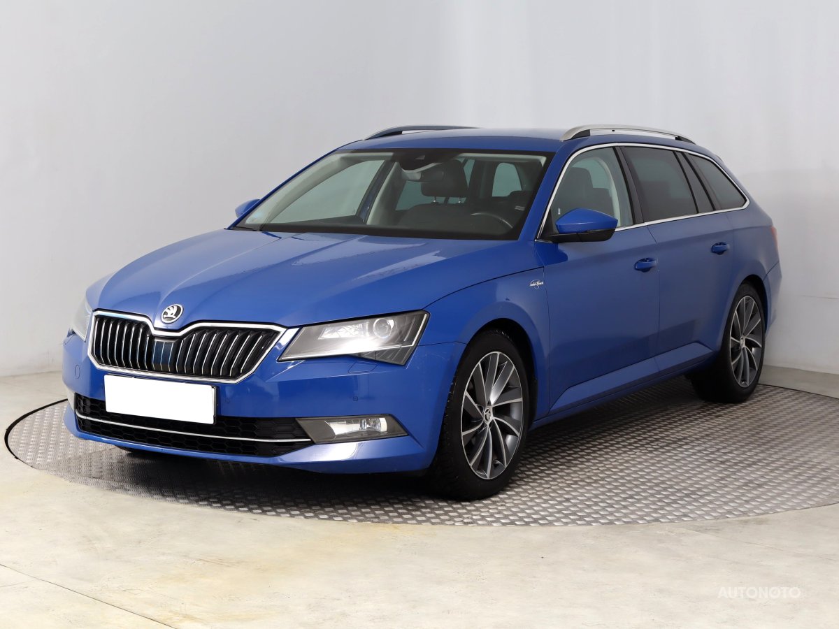 Škoda Superb, 2018 - pohled č. 3