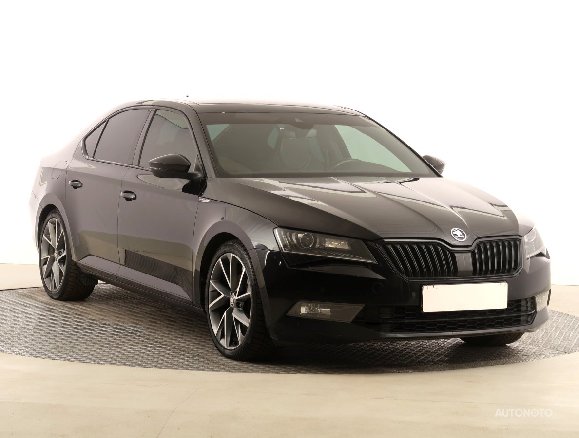 Škoda Superb, 2017 - celkový pohled