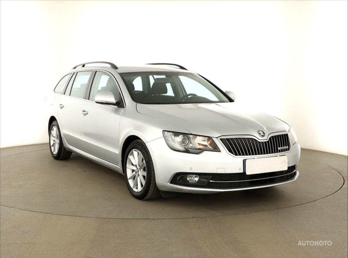 Škoda Superb, 2014 - celkový pohled