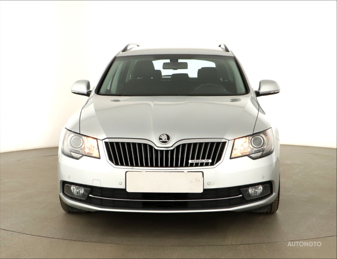 Škoda Superb, 2014 - pohled č. 2